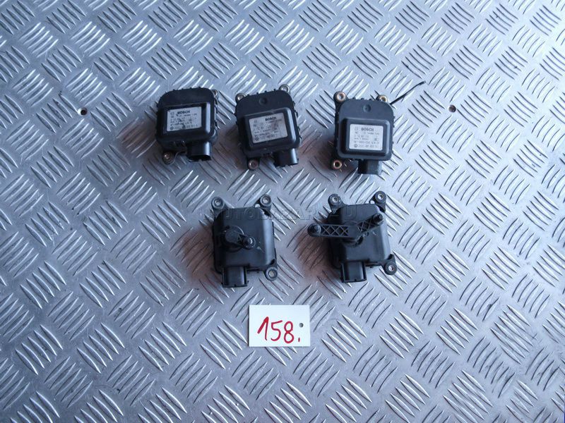Motorček ovládania klapky kúrenia Audi A6 C5 4B1820511
